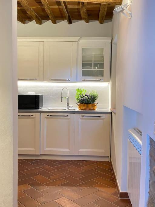 Ferienhaus Relax&business Wi-fi, Tv Hd, Parcheggio Gratuito Capannori