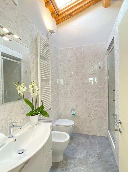 Relax&business Wi-fi, Tv Hd, Parcheggio Gratuito * Capannori